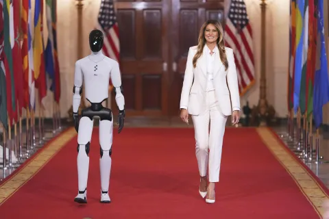 Melania Trump humanoid robot White House